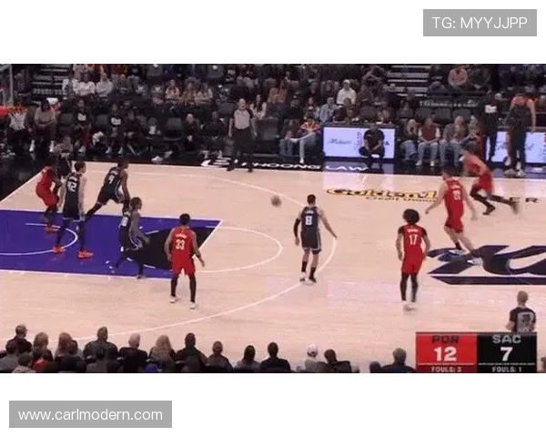 篮球比赛中“弱侧空切诱导”是否成为破解联防中的核心动作