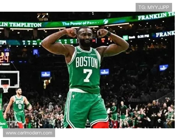 杰伦布朗复出助力绿军背靠背挑战掘金场均292分7篮板表现抢眼