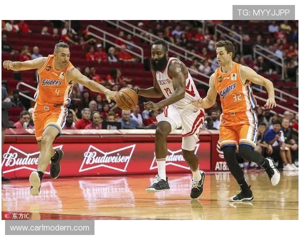 CBA与NBA赛制差异解析竞技水平对比及商业价值探讨 CBA与NBA赛制差异解析竞技水平对比及商业价值探讨